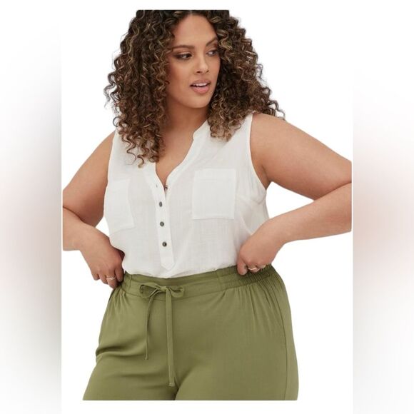 NWT Torrid Relaxed Taper Stretch Tie Front Pants  Size 2 - Picture 1 of 7